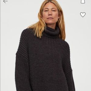 BRAND NEW H&M TURTLENECK SWEATER